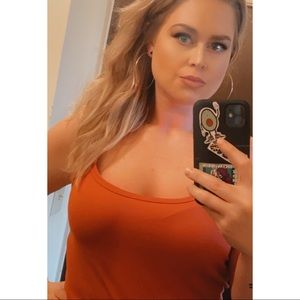 Meet your Posher, Delaney